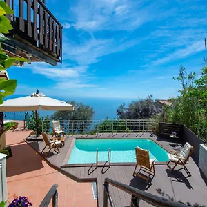 solaria-campania.hotels-amalfi.com/
