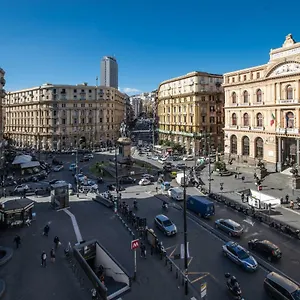 Bellorizzonte 2*, Napoli Italia